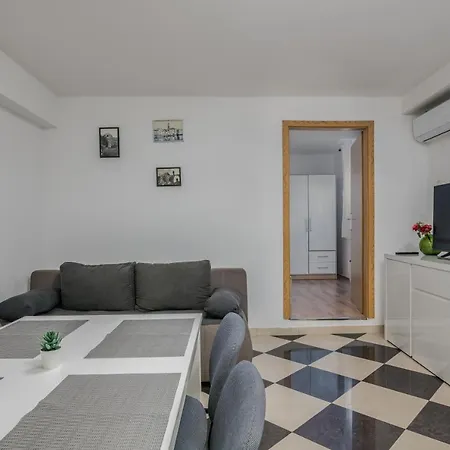 Apartment Dorotea